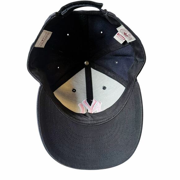 47 Brand NY Yankees Navy Baseball Clean Up Cap Pink Logo Women/Youth 6 7/8" - Picture 6 of 9